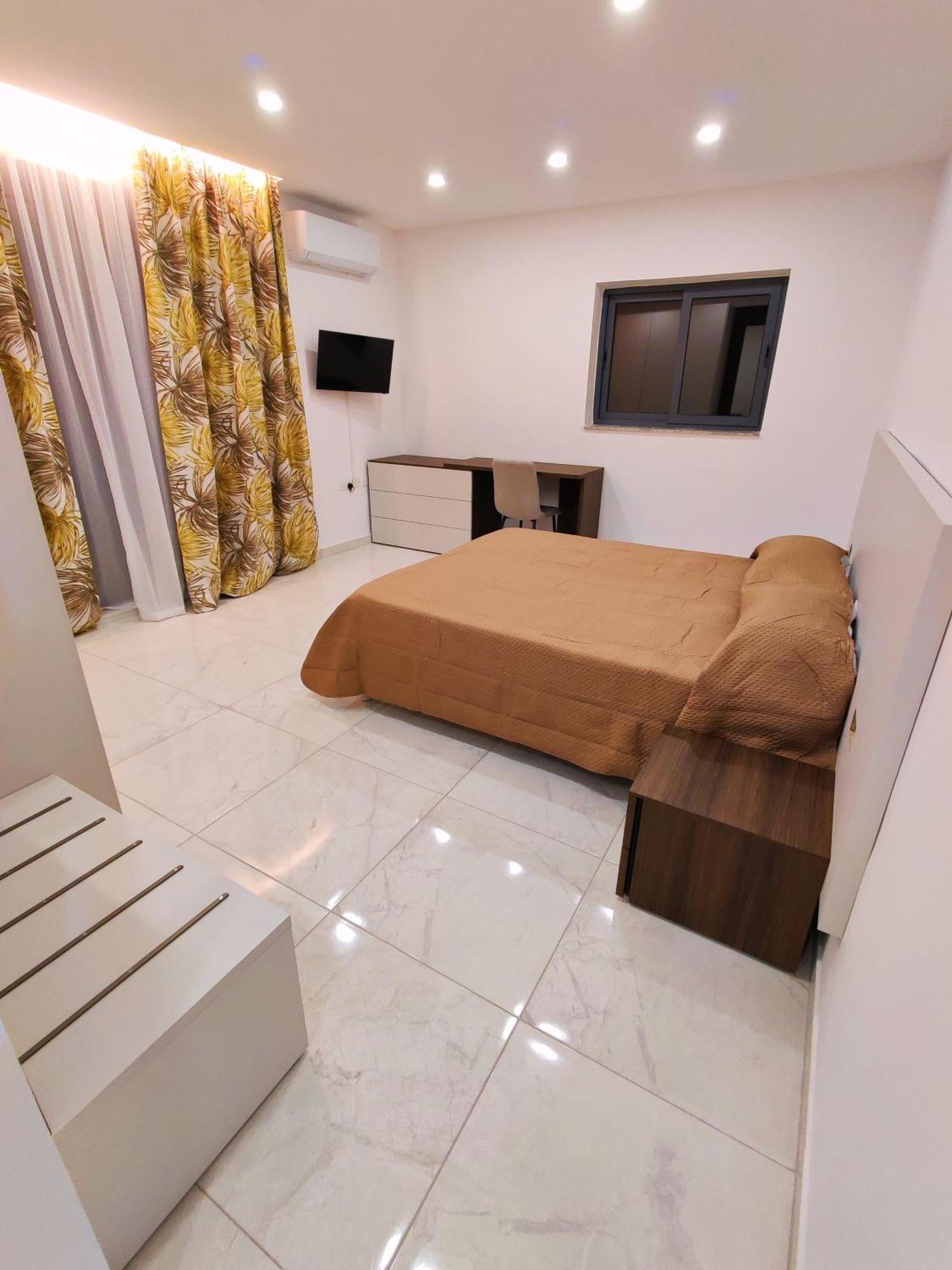 Diamond Residence Qawra - Side Sea View St. Paul's Bay Buitenkant foto